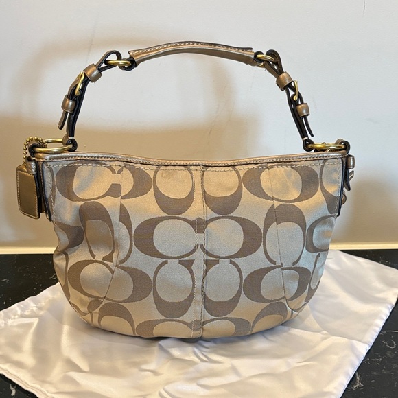 COACH SoHo Signature Hobo - Picture 5 of 8